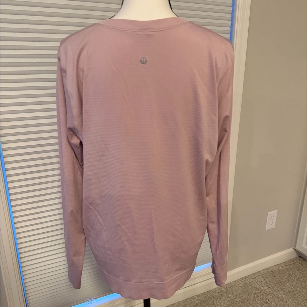 Lululemon Swiftly Tech Long Sleeve Relaxed 2.0 - Pink - Picture 3 of 5
